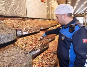 Zehirlenme Vakaları Yükseliyor: Yenimahalle’de Sağlıksız Ürünlere Geçit Yok